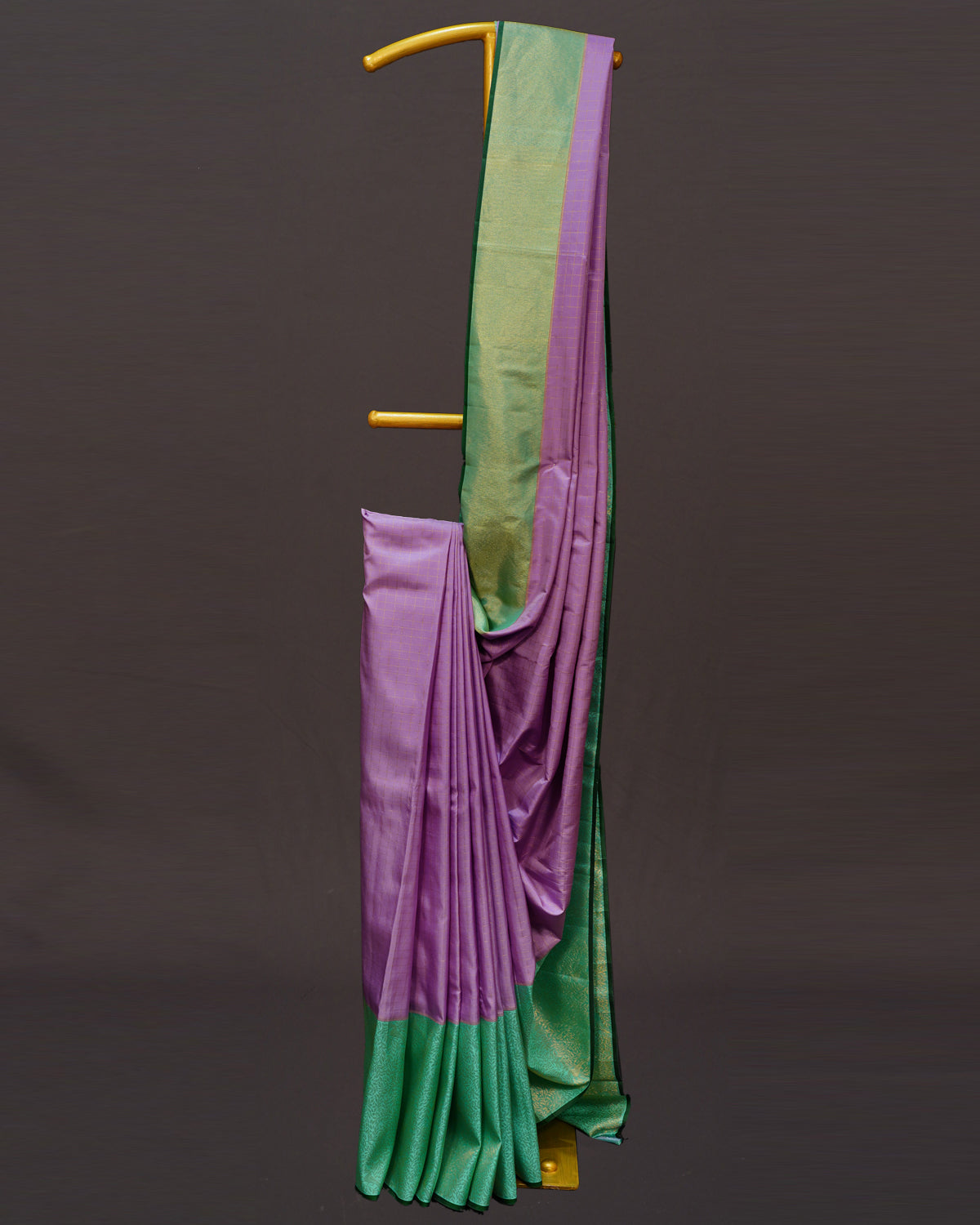 Graceful Lilac Kanjivaram Silk Saree Graceful Lilac Kanjivaram Silk Saree