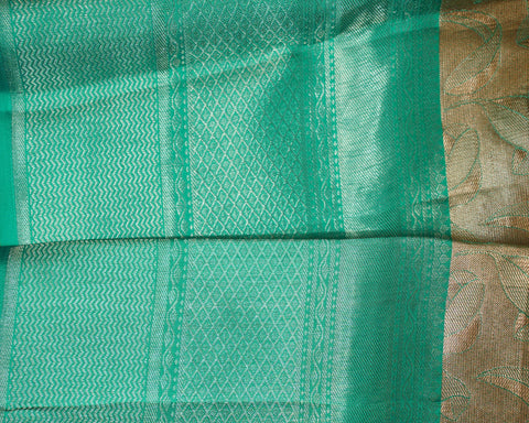 Elegant Green Kanjivaram Silk Saree with Meenakari Weaving Elegant Green Kanjivaram Silk Saree with Meenakari Weaving