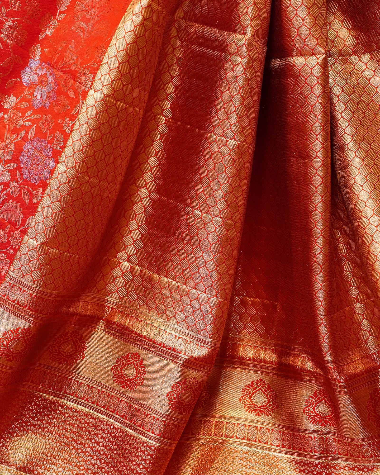 Bright Red Kanjivaram Silk Saree with Floral Elegance Bright Red Kanjivaram Silk Saree with Floral Elegance