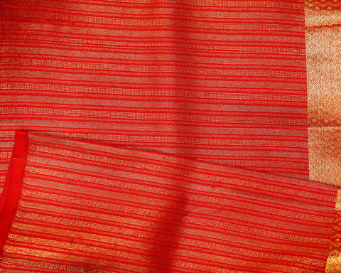 Bright Red Kanjivaram Silk Saree with Floral Elegance Bright Red Kanjivaram Silk Saree with Floral Elegance