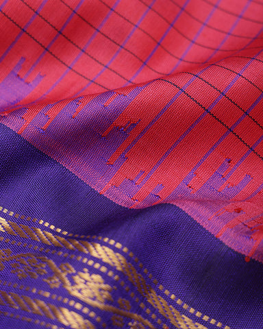 Red color Gadwal Silk Saree Red color Gadwal Silk Saree