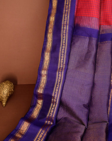 Red color Gadwal Silk Saree Red color Gadwal Silk Saree