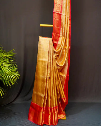 Regal Gold Radiance – Bridal Tissue Kanjivaram Elegance