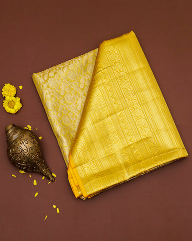 The gold tissue Kanjivaram silk saree