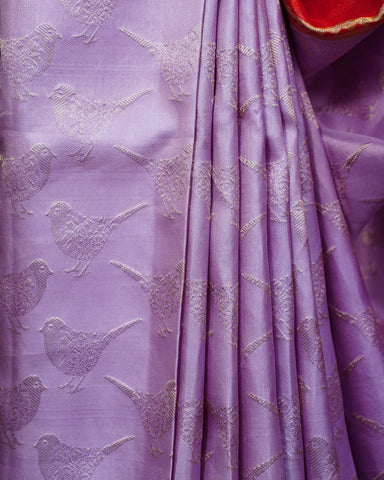 Lalic Grace – Enchanting Bird & Animal Motif Kanjivaram Elegance