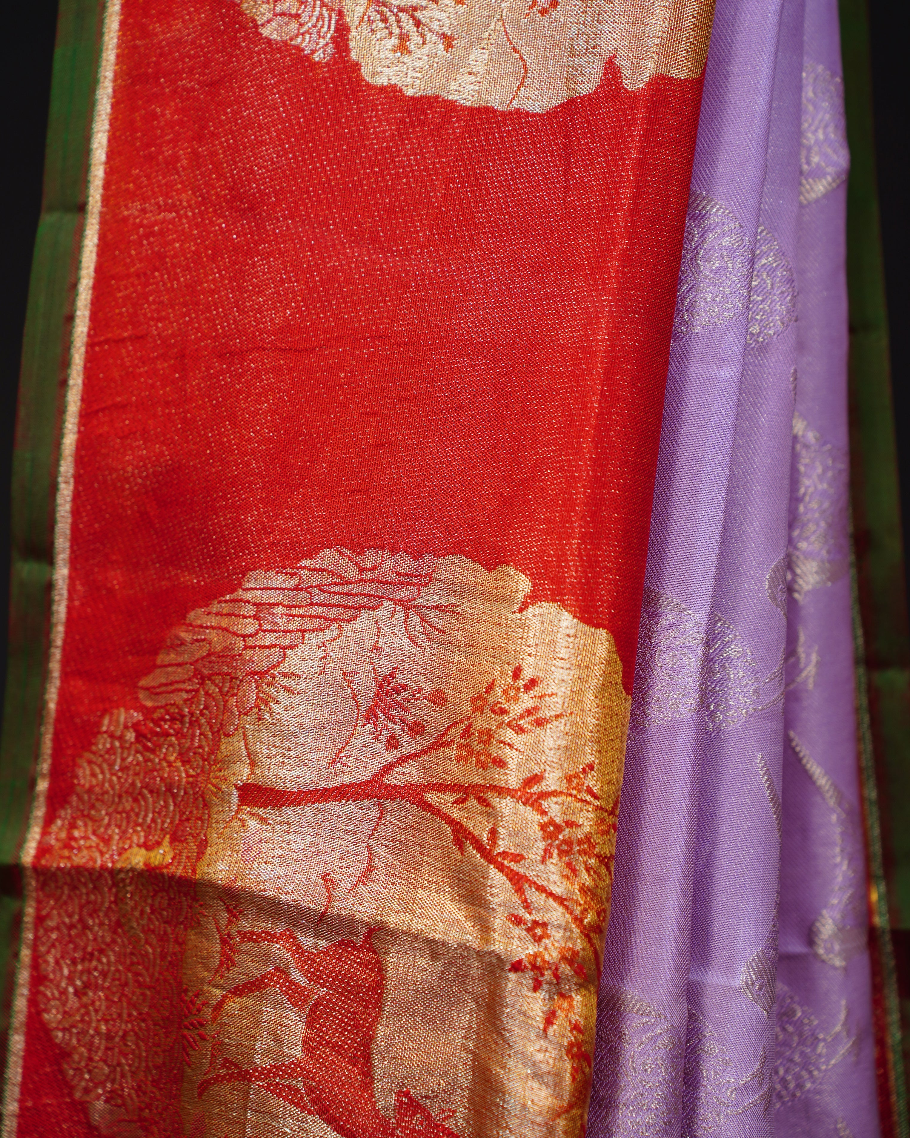 Lalic Grace – Enchanting Bird & Animal Motif Kanjivaram Elegance