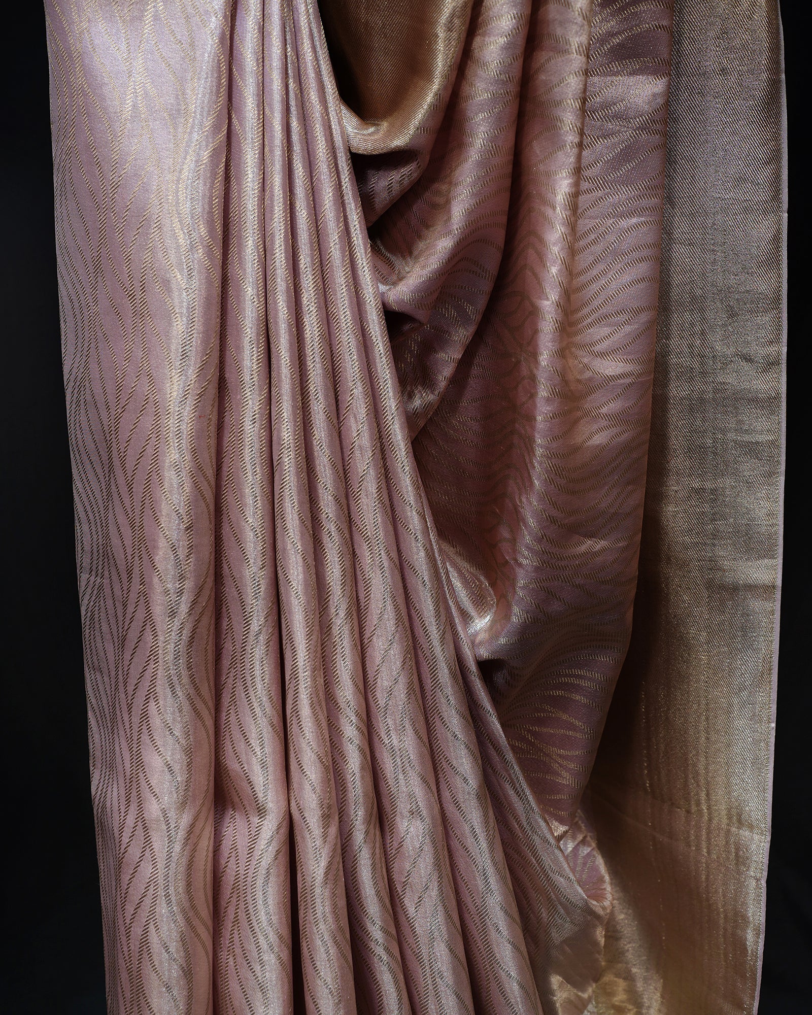 Radiant Rose Gold Elegance – Geometric Grace in Kanjivaram