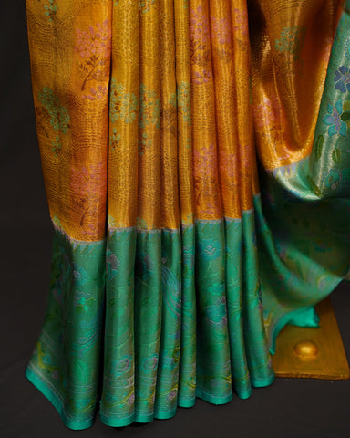 Elegant Green Kanjivaram Silk Saree with Meenakari Weaving