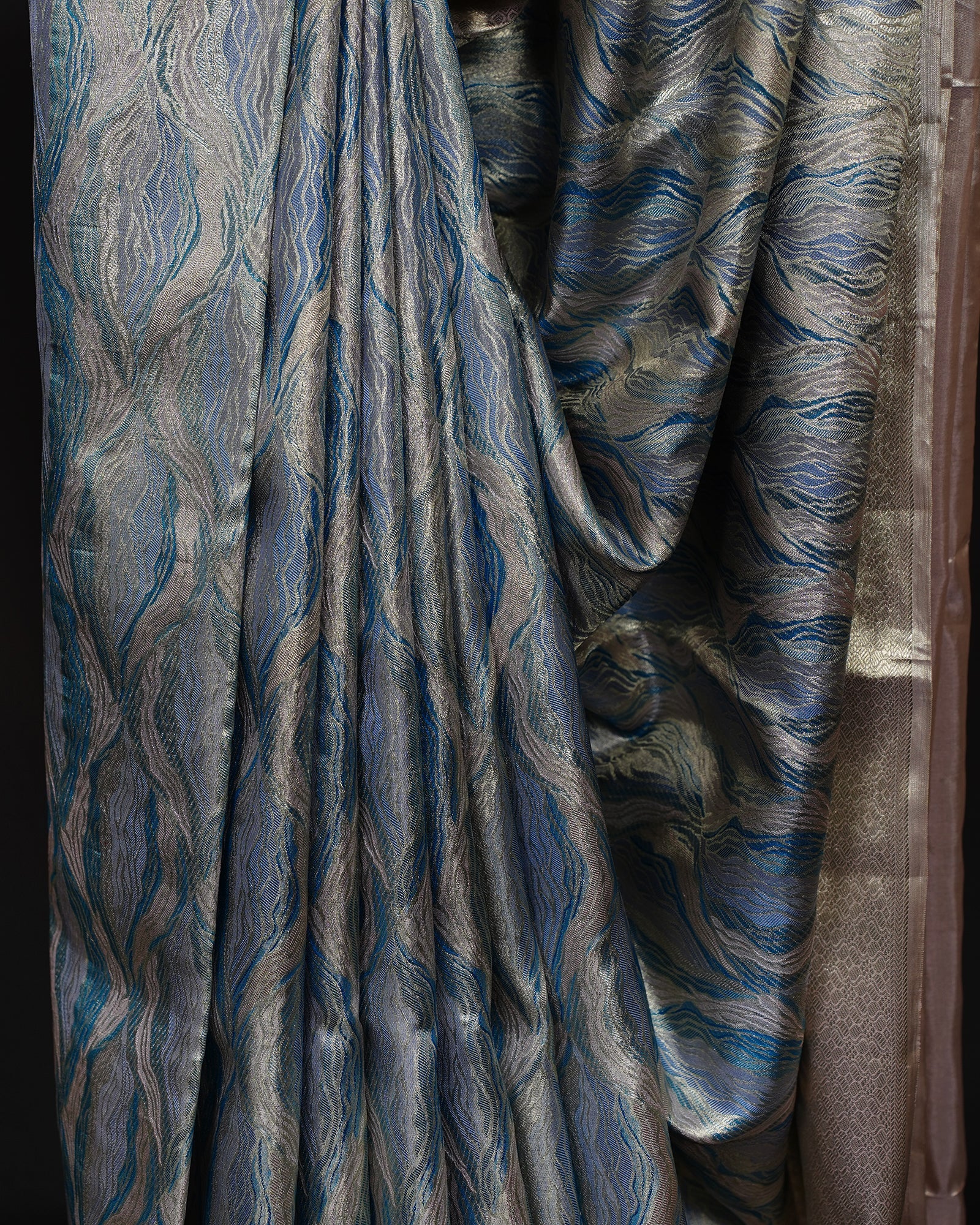 Graceful Blue Tissue Kanjivaram Saree with Golden Elegance