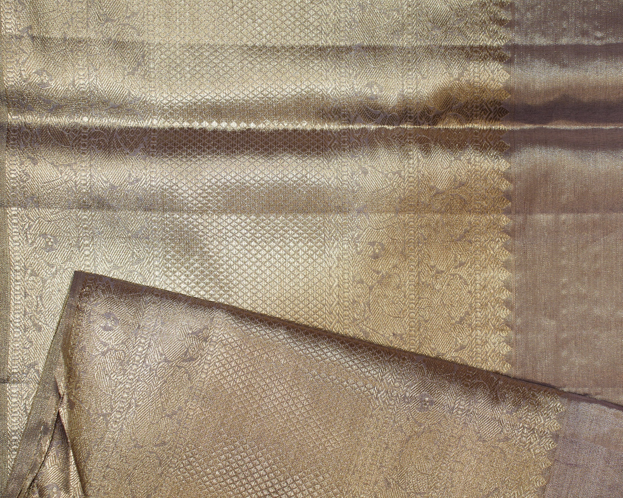 Elegant Red Kanjivaram Silk Saree with Geometrical Charm