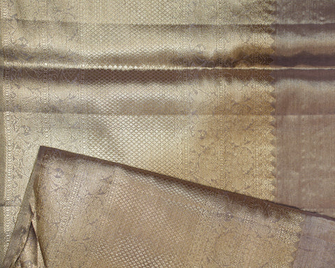 Elegant Red Kanjivaram Silk Saree with Geometrical Charm