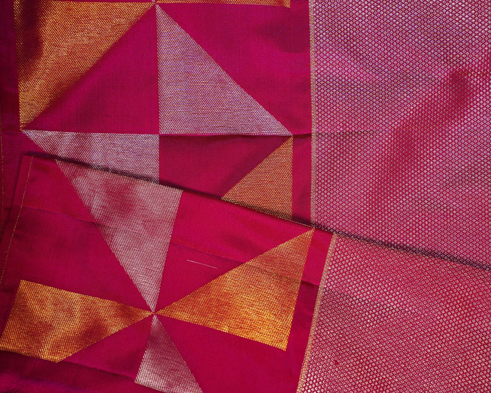 Majestic Magenta Pink Kanjivaram Silk Saree with Brocade Elegance